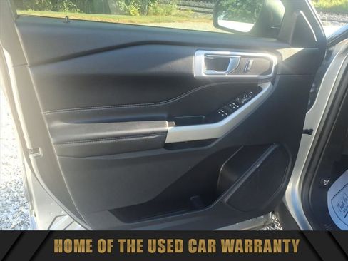 Used 2021 Ford Explorer XLT w/ Equipment Group 202A image 30