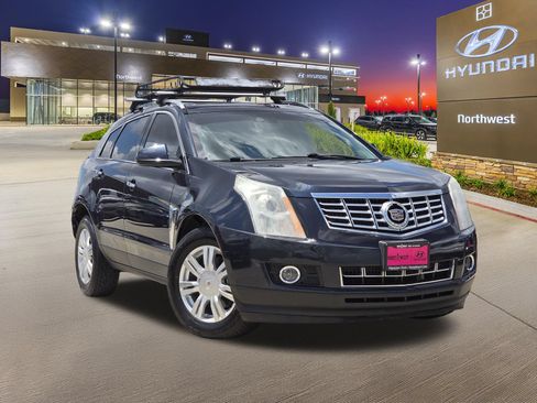 Used 2015 Cadillac SRX Luxury w/ Driver Awareness Package FWD image 3