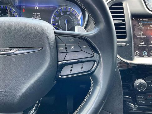 Used 2021 Chrysler 300 S RWD image 11