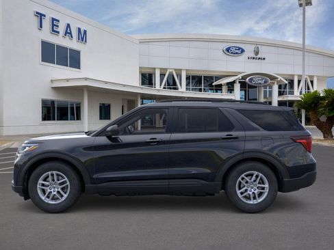 New 2026 Ford Explorer Active image 3