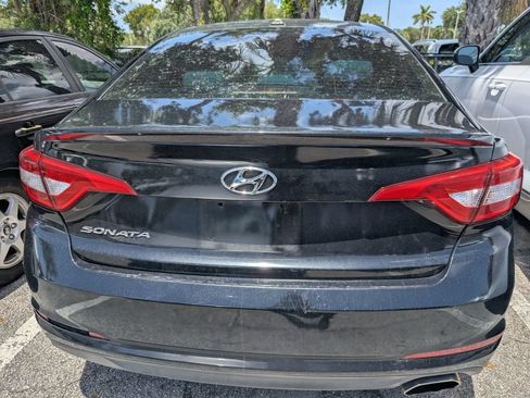 Used 2016 Hyundai Sonata SE FWD image 14