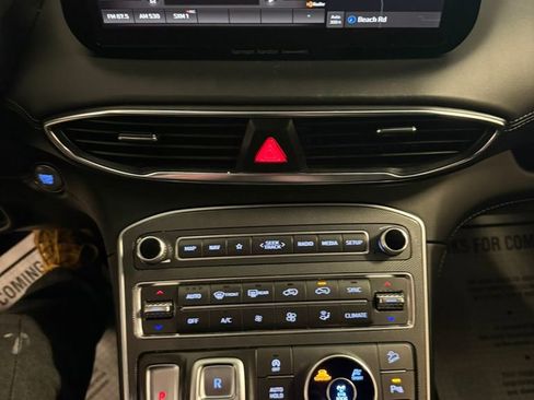 Used 2021 Hyundai Santa Fe Limited AWD/4WD image 35