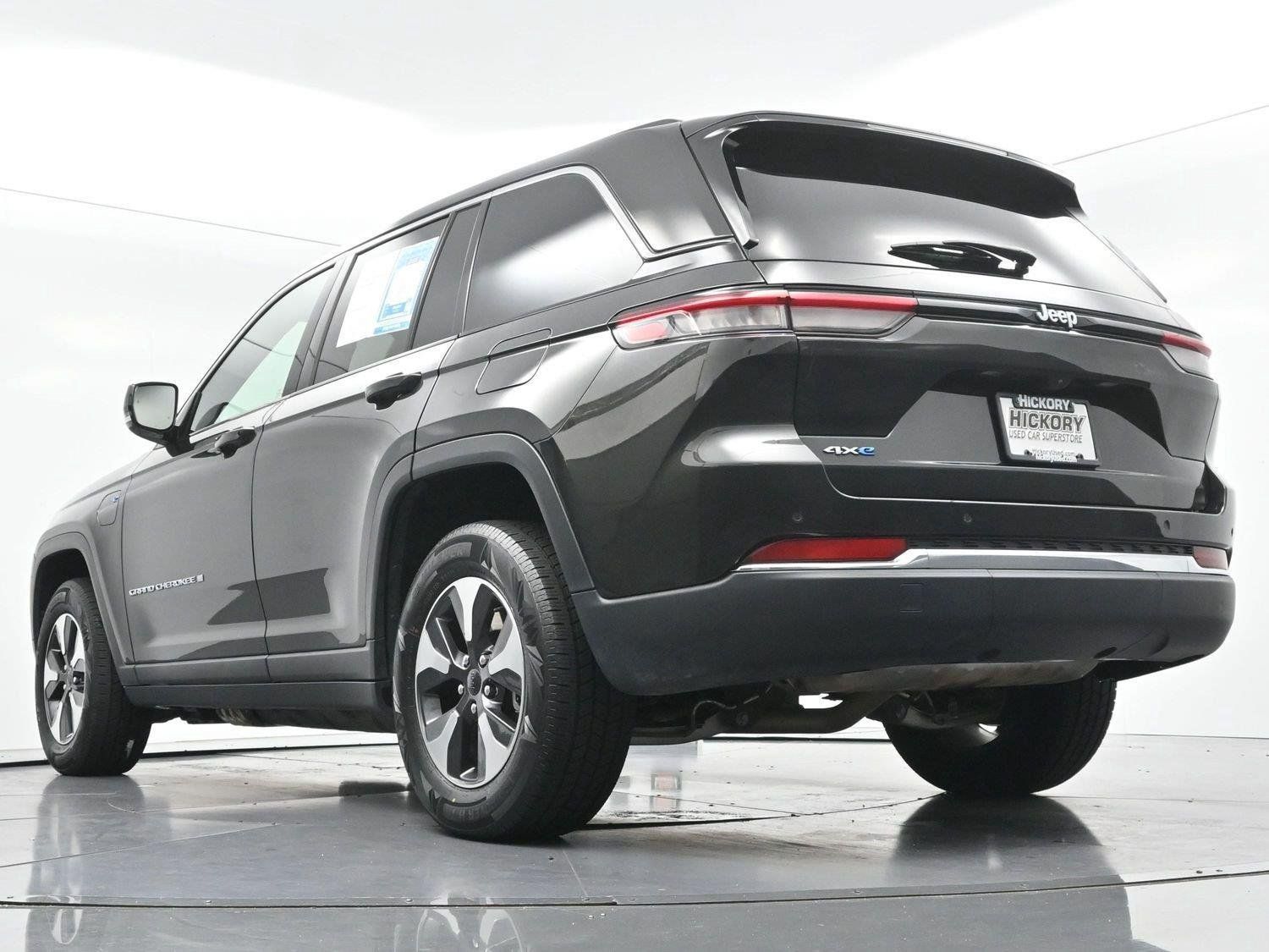 Used 2024 Jeep Grand Cherokee Limited 4xe AWD/4WD image 52