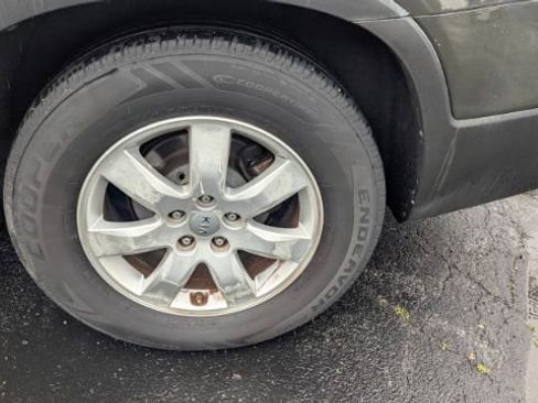 Used 2012 Kia Sorento LX w/ Convenience Pkg FWD image 10