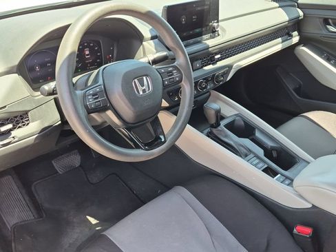 Used 2023 Honda Accord EX image 10