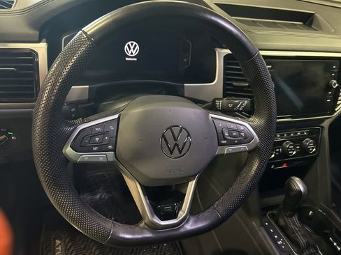 Used 2023 Volkswagen Atlas Cross Sport SEL R-Line image 28