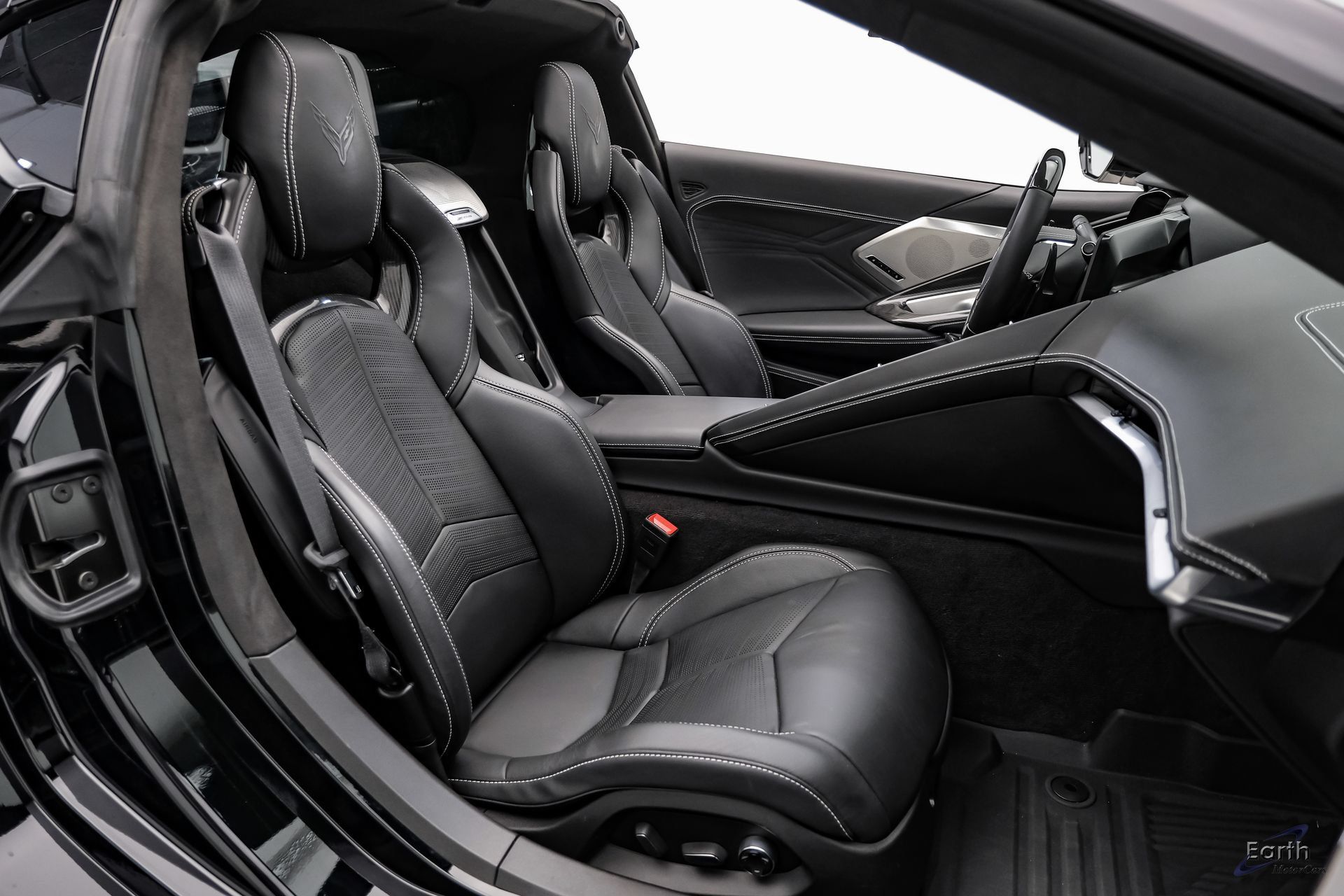 Used 2024 Chevrolet Corvette Z06 RWD image 64