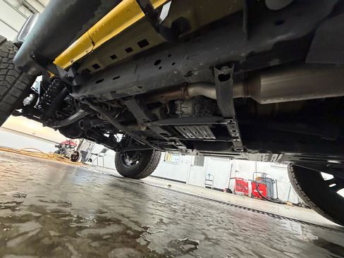 Used 2019 Jeep Wrangler Sport S image 38