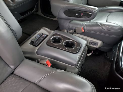 Used 2023 Chevrolet Express 2500 image 52