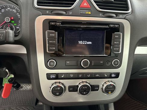 Used 2014 Volkswagen Eos Komfort image 19