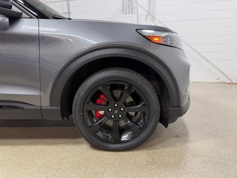 Certified 2023 Ford Explorer ST w/ Equipment Group 401A AWD/4WD image 33