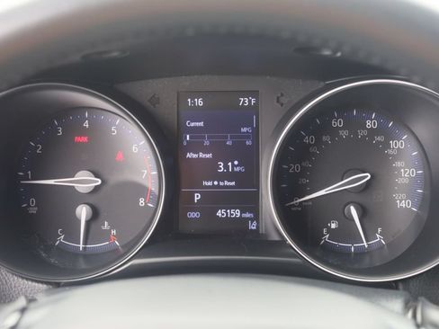 Certified 2021 Toyota C-HR XLE FWD image 35