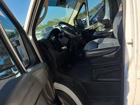 Used 2023 RAM ProMaster 2500 image 7