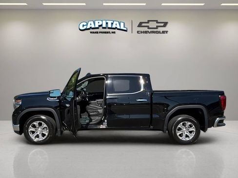 Used 2025 GMC Sierra 1500 SLT RWD image 3
