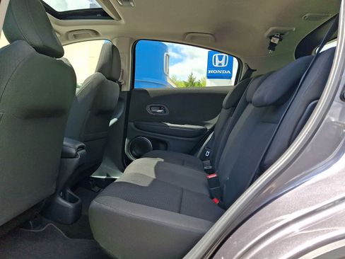 Certified 2022 Honda HR-V EX image 12