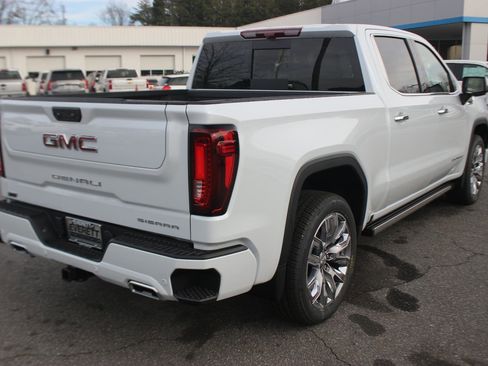 New 2026 GMC Sierra 1500 Denali image 7