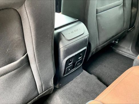 Used 2023 Ford Bronco Outer Banks AWD/4WD image 12