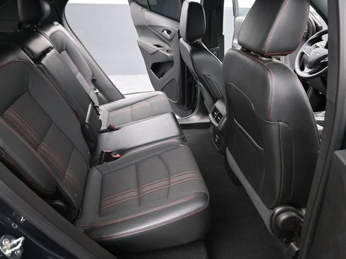 Used 2023 Chevrolet Equinox RS image 24