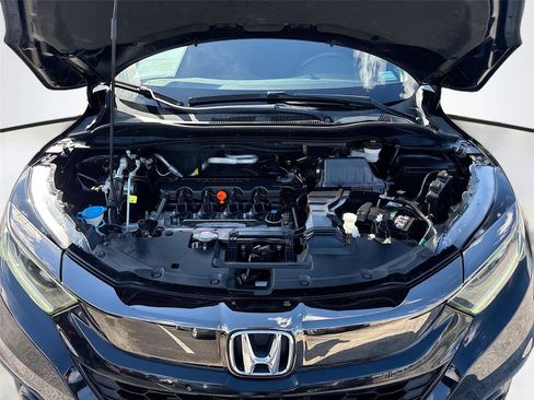 Certified 2019 Honda HR-V Sport image 31