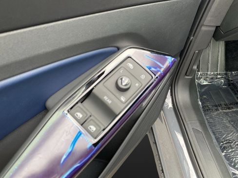 New 2025 Volkswagen ID.4 Pro S image 28