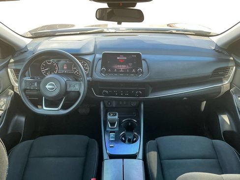 Used 2024 Nissan Rogue S FWD image 17