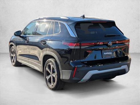 New 2026 Volkswagen Tiguan SE image 7