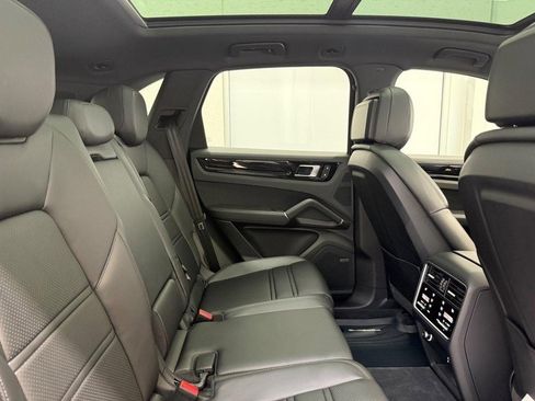 Certified 2023 Porsche Cayenne S image 12