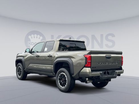 New 2026 Toyota Tacoma TRD Off-Road AWD/4WD image 2