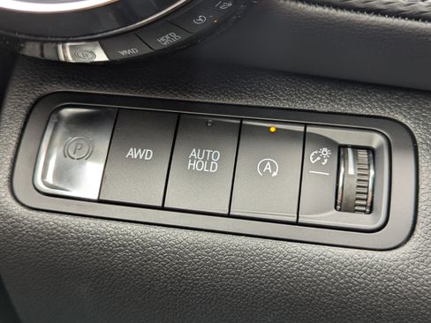 New 2026 Chevrolet Equinox LT w/ Convenience Package II image 17