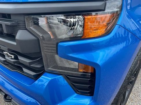 Used 2026 Chevrolet Silverado 1500 Custom w/ Turbomax Blackout Package RWD image 4