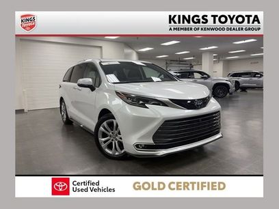 Certified 2024 Toyota Sienna Platinum