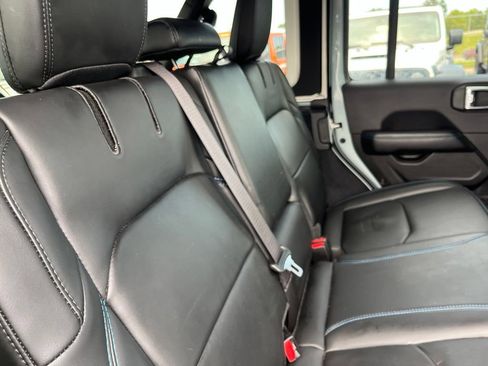 Used 2024 Jeep Wrangler Unlimited Rubicon 4xe AWD/4WD image 48