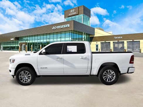Used 2024 RAM 1500 Laramie image 9