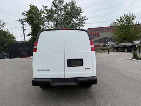Used 2024 GMC Savana 2500 Extended w/ Driver Convenience Package RWD image 4