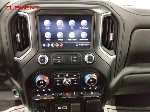 Used 2020 GMC Sierra 1500 AT4 w/ AT4 Premium Package image 15