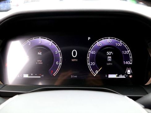 New 2025 Jeep Grand Cherokee Overland w/ Luxury Tech Group IV image 12