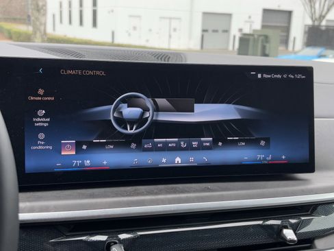 Certified 2025 BMW X7 xDrive40i image 29