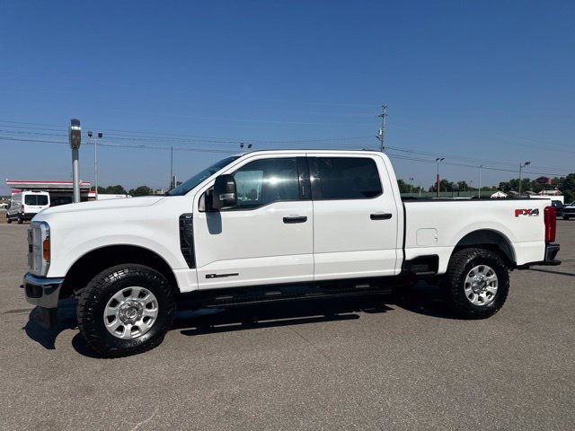 Used 2024 Ford F250 XLT w/ FX4 Off-Road Package AWD/4WD image 24