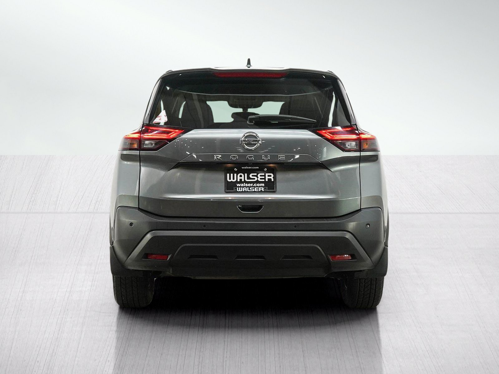 Used 2021 Nissan Rogue S FWD image 4