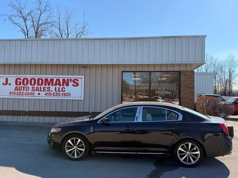 Used 2009 Lincoln MKS AWD image 2