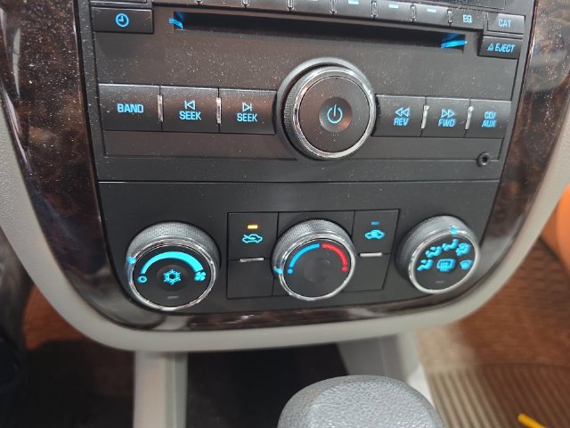 Used 2015 Chevrolet Impala Limited LS FWD image 9