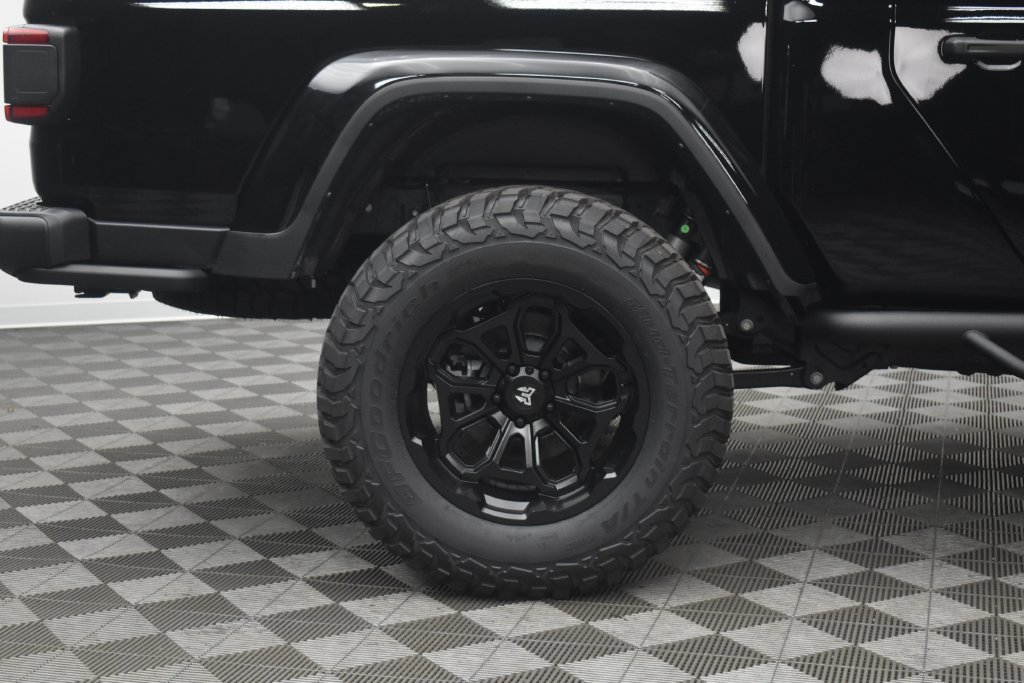 New 2026 Jeep Gladiator Rubicon w/ Technology Group AWD/4WD image 9