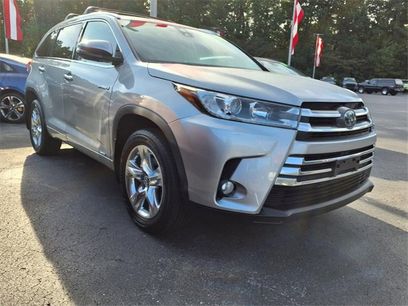 Used 2018 Toyota Highlander Limited Platinum