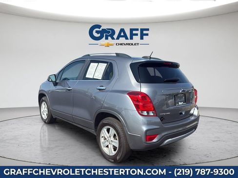 Used 2020 Chevrolet Trax LT w/ LT Convenience Package AWD/4WD image 5