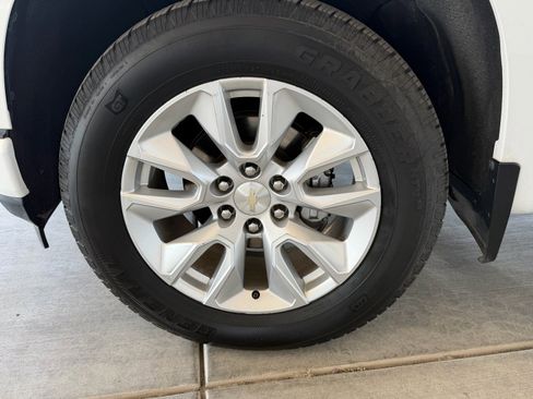 Used 2021 Chevrolet Silverado 1500 Custom w/ Safety Confidence Package image 31