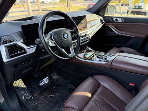 Used 2025 BMW X5 xDrive50e image 10