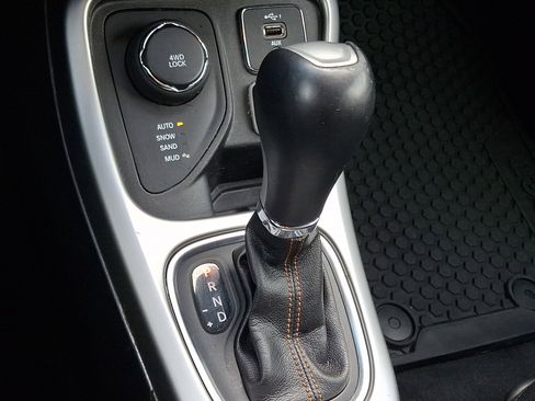 Certified 2019 Jeep Compass Latitude w/ Popular Equipment Group image 14