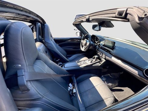 Used 2023 MAZDA MX-5 Miata Grand Touring image 24