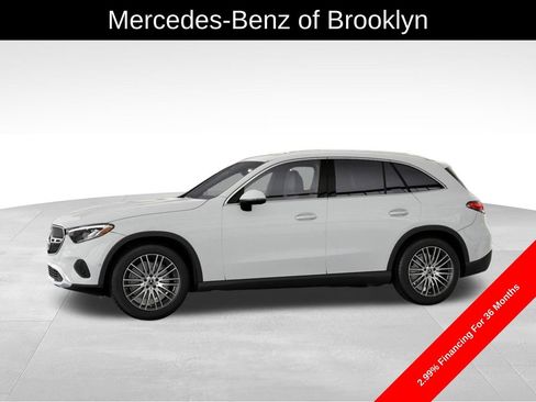 Certified 2025 Mercedes-Benz GLC 300 4MATIC image 36