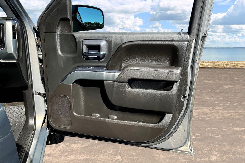 Used 2017 Chevrolet Silverado 1500 LT w/ All Star Edition RWD image 29
